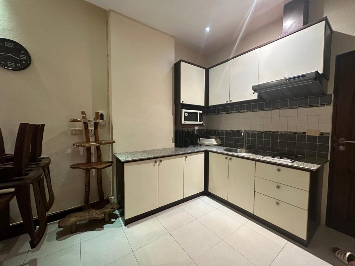 Chiangmai Riverside Condominium - Chiang Mai — Bilder 3